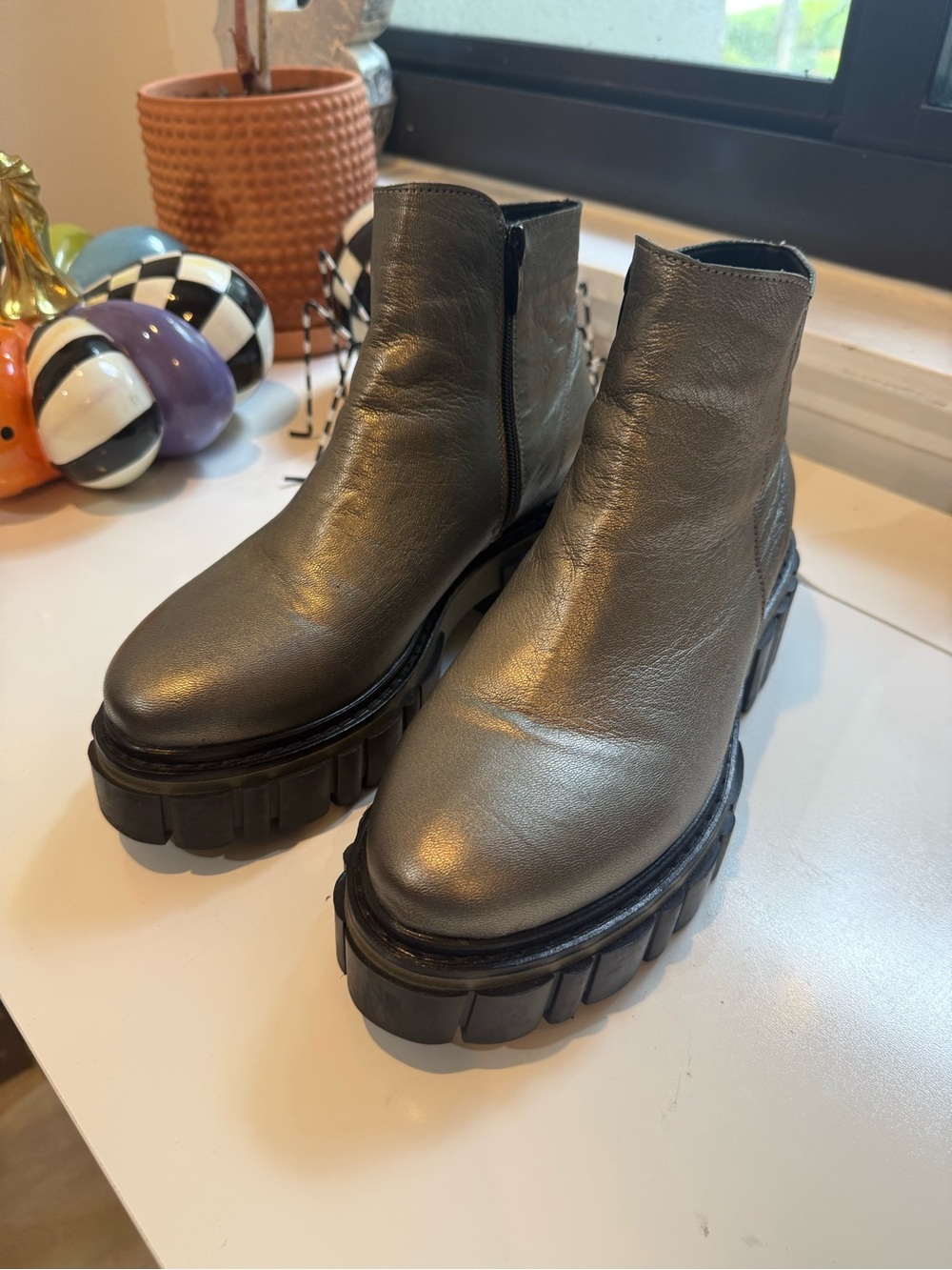 Metallic Gray Leather Platform Ankle Booties size 39